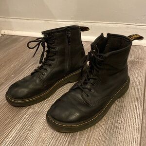Dr Martens kids boots size 2